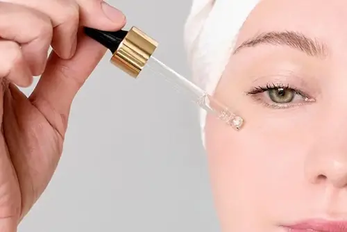 استفاده از پرایمر برای میکاپ 685465312