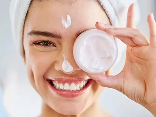 کرم آبرسان بیوآکوا برای جوانسازی 6854165431