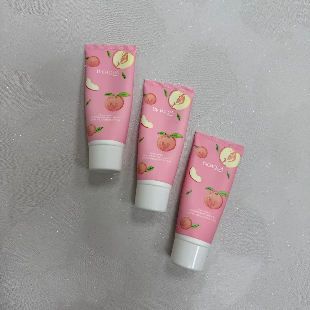 کرم مرطوب کننده عصاره هلو بیواکوا 30 گرم 084989