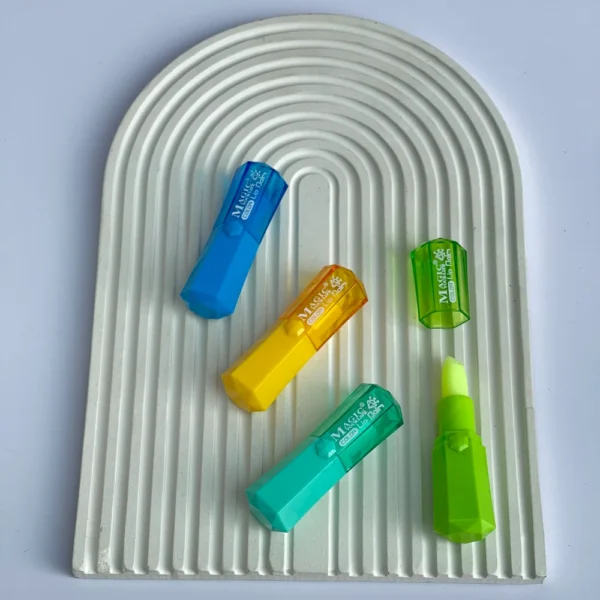 بالم لب حرارتی پوکه رنگی مجیک 098499