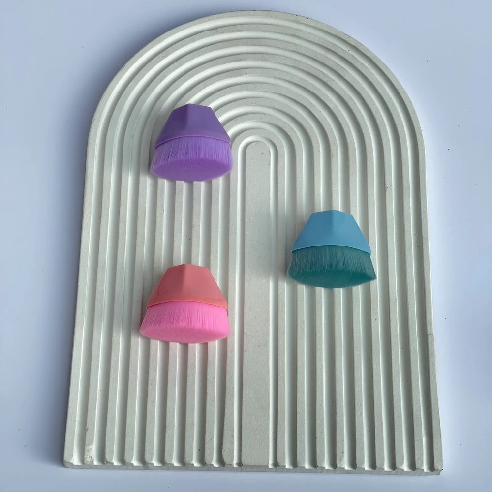 براش کرم پودر جادویی چند ضلعی رنگی 98190966