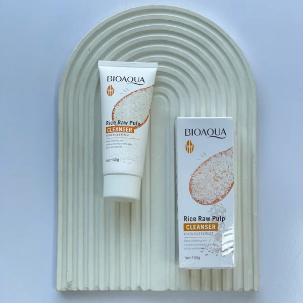 فوم شستشوی صورت عصاره برنج بیوآکوا ۱۰۰ گرم 8409889