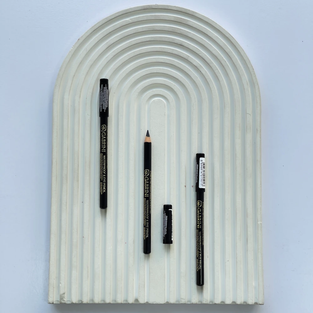 مداد چشم مشکی 12 ساعته گابرینی ضد آب 65845631